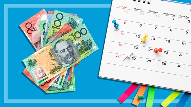 australian cash notes and calendar